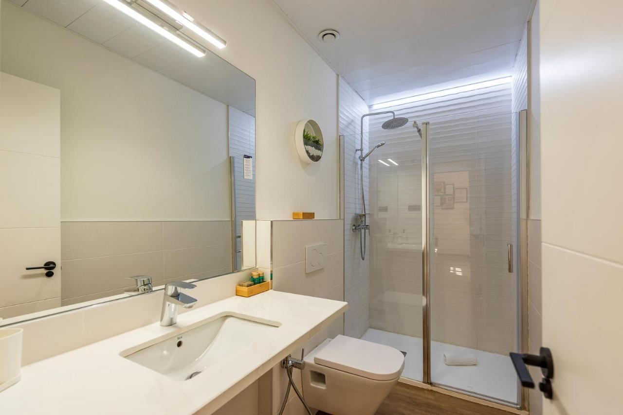 Chinitas Cathedral Apartment Малага Екстериор снимка